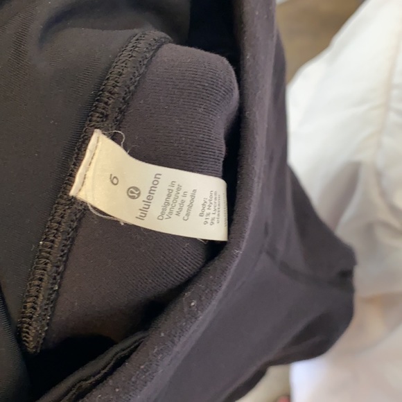 Scrunch leg lululemon leggings - Picture 5 of 5